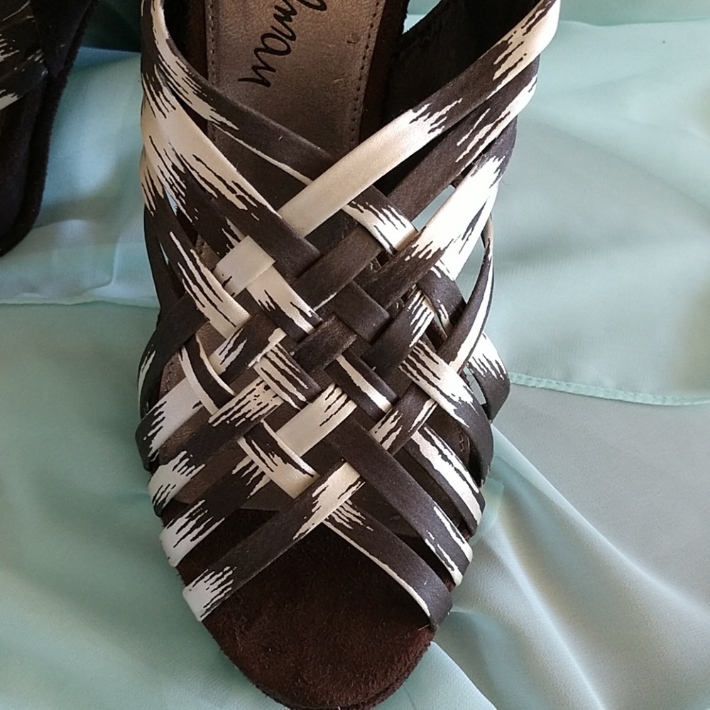 Sam Edelman Platform Heels - Picture 2 of 8